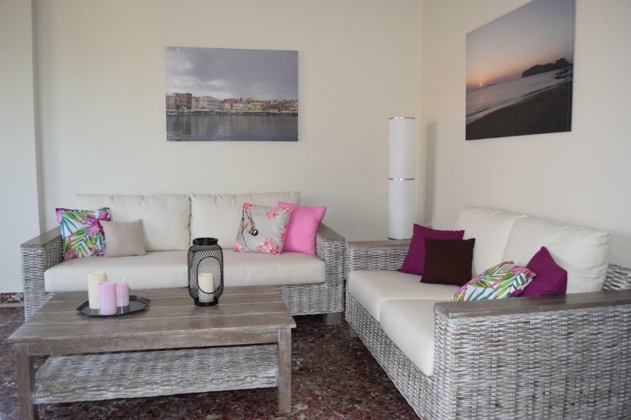 Modern Apartment With Garden Kíssamos Exteriör bild